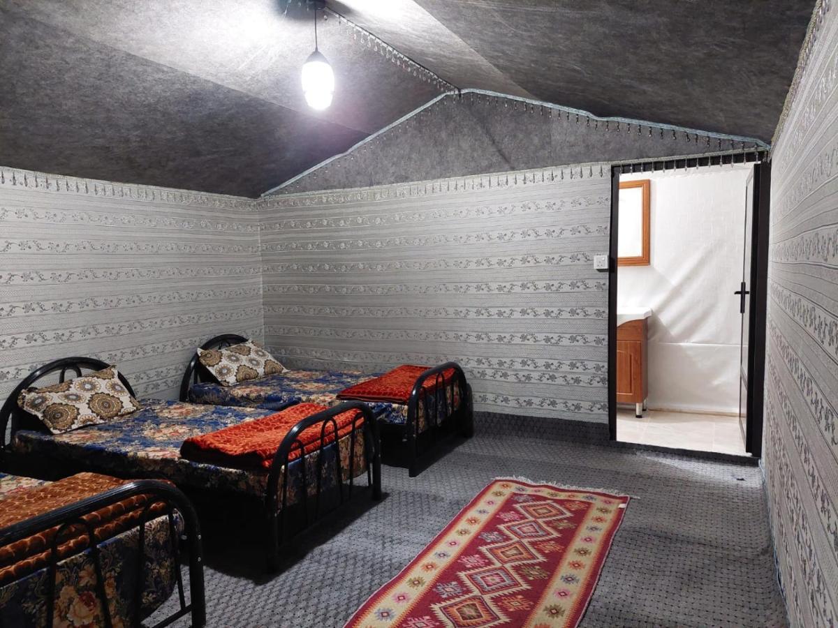 Wadi Rum Oryx Hostel & Tours Eksteriør billede